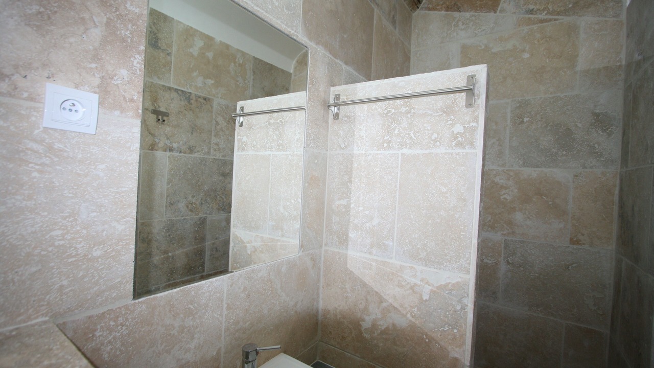 Photo of Bathroom in Villelaure