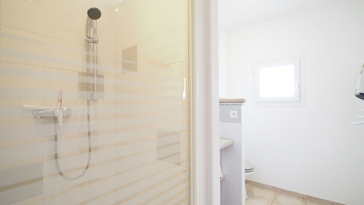Photo of Bathroom in Montagnac-Montpezat