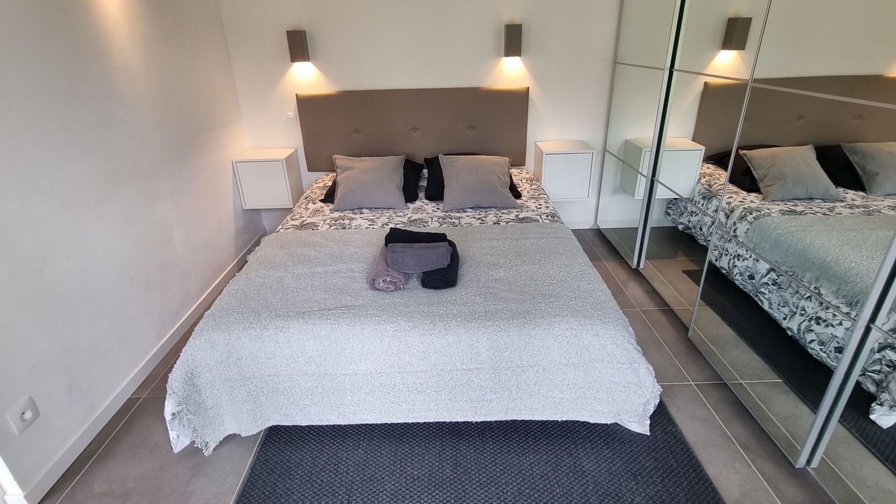 Photo of Bedroom in Cabries
