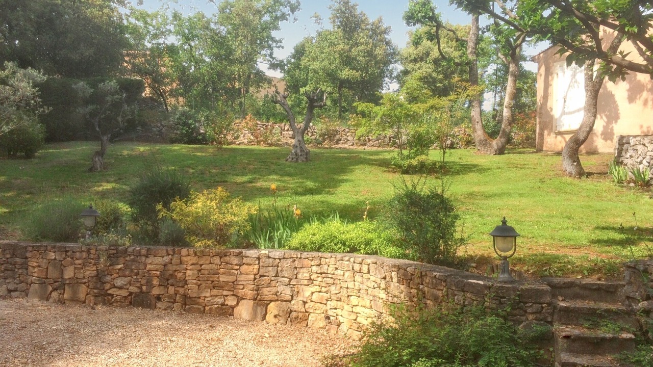 Photo of Outdoor in Saint-Maximin-la-Sainte-Baume