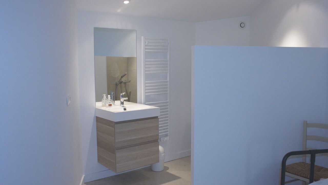 Photo of Bathroom in Lourmarin