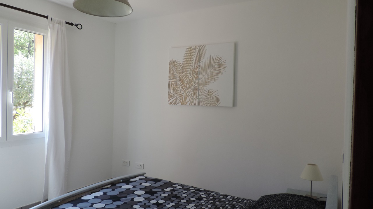 Photo of Bedroom in Bedoin