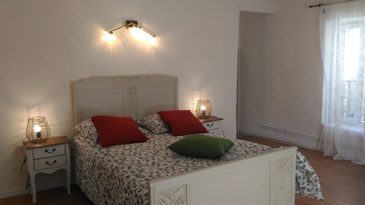 Photo of Bedroom in Bonnieux