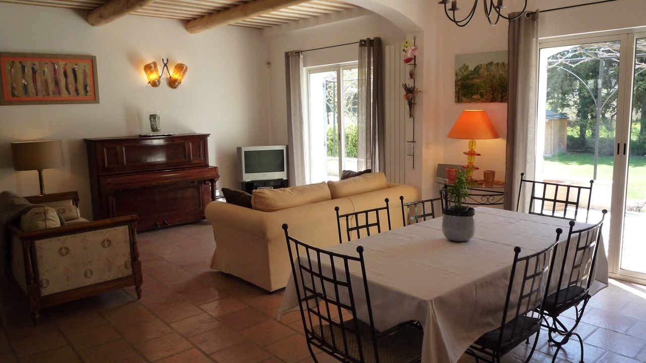 Photo of Livingroom in Velleron