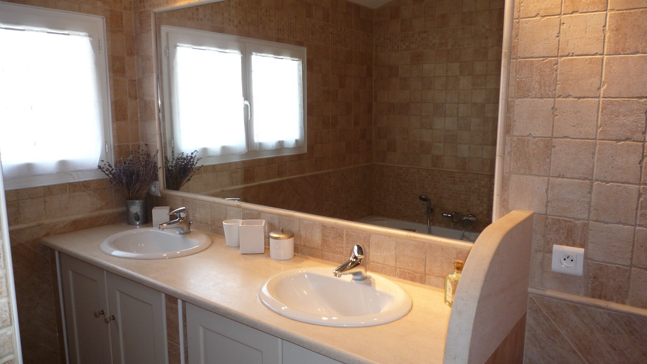 Photo of Bathroom in Velleron