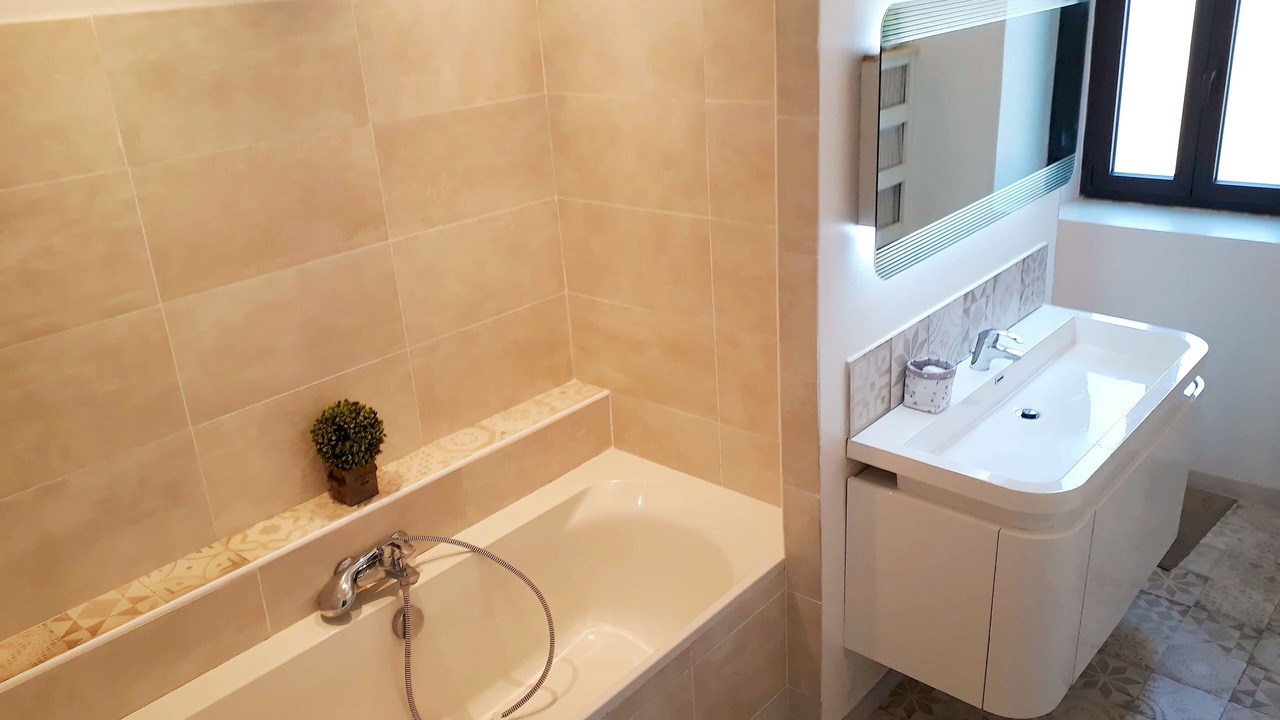 Photo of Bathroom in Chateaurenard