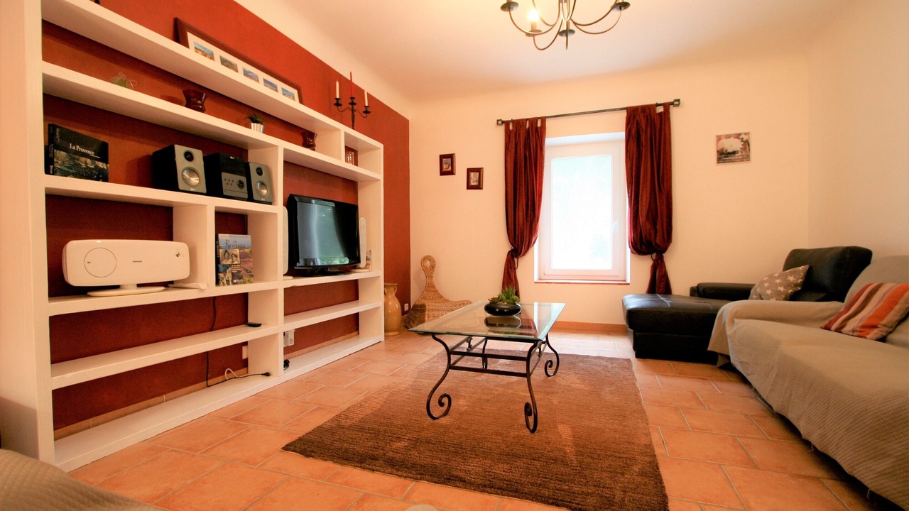 Photo of Livingroom in Menerbes