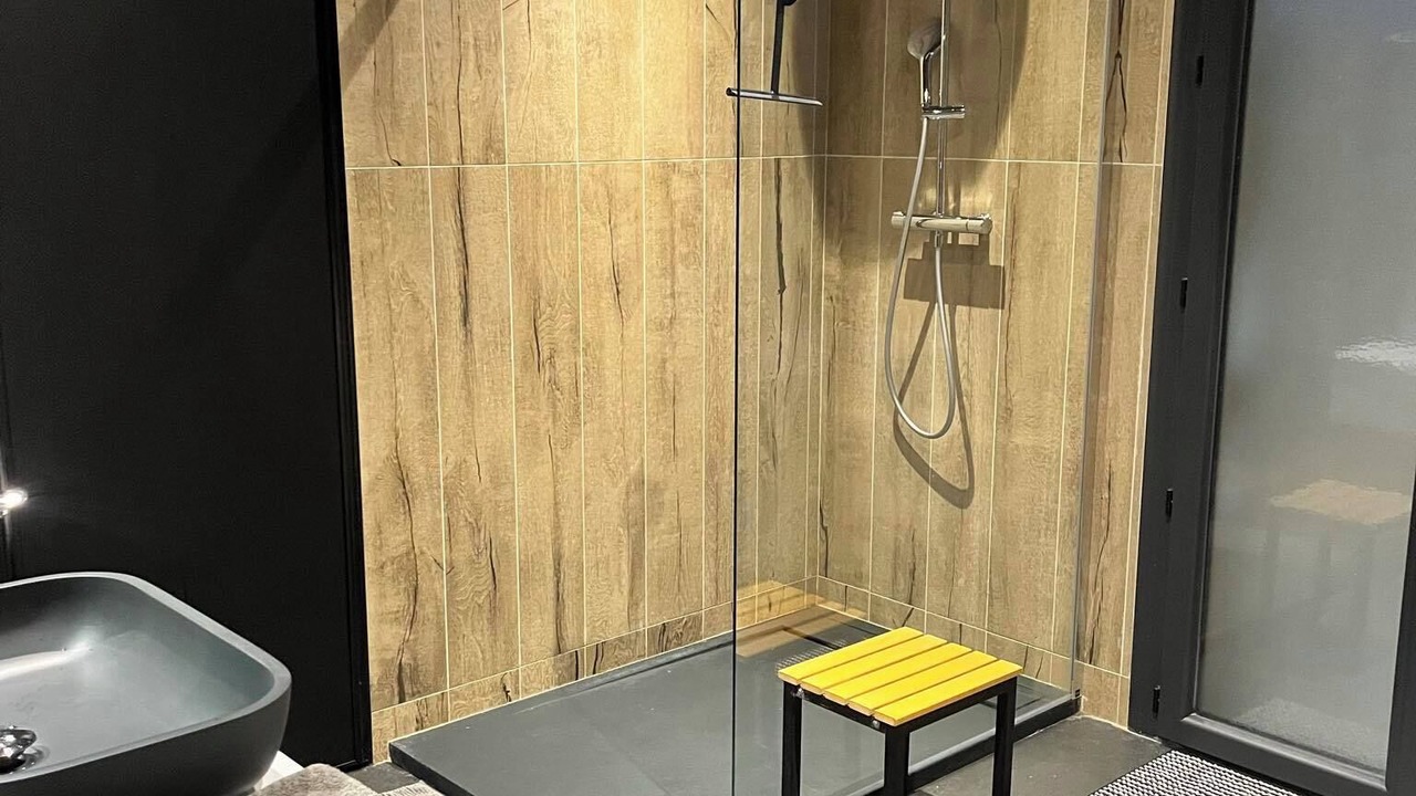 Photo of Bathroom in Tourves