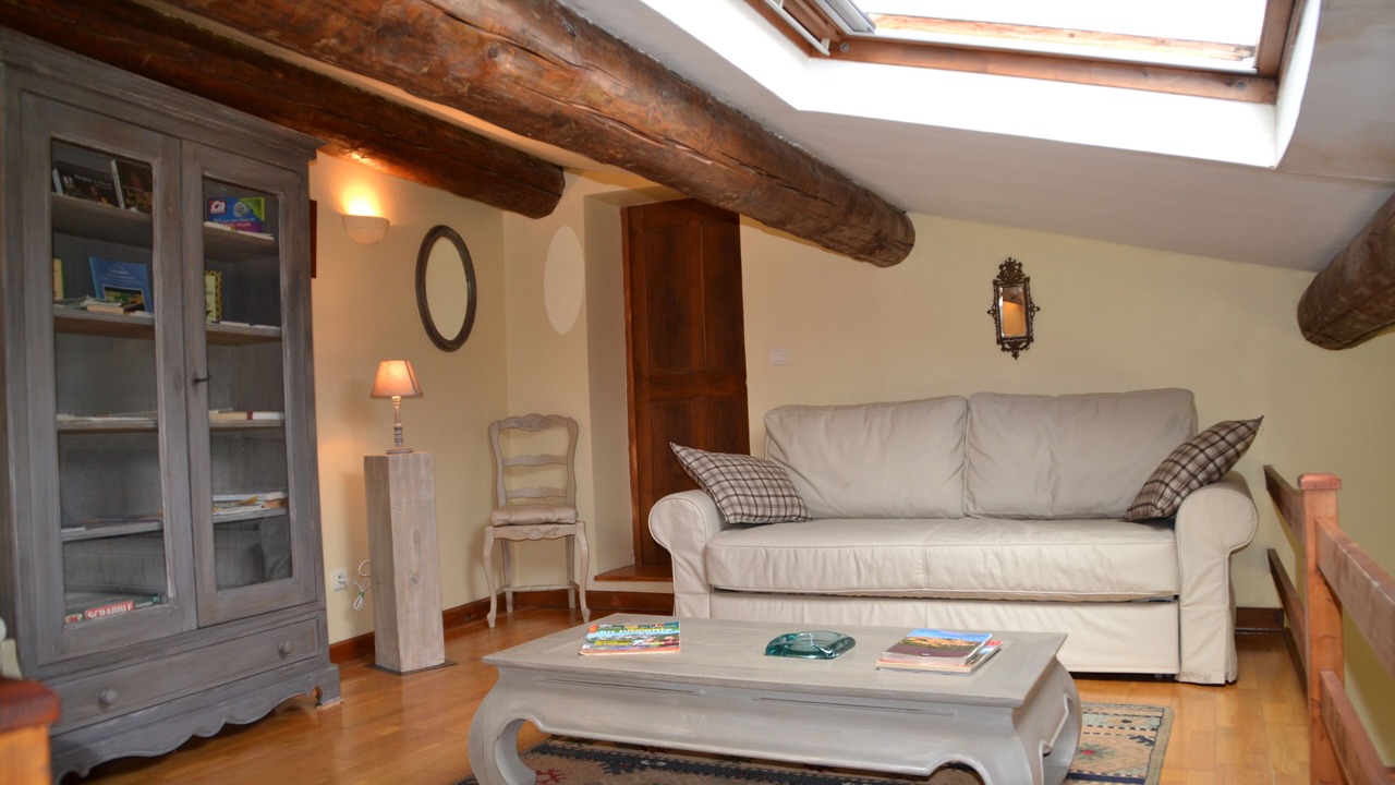 Photo of Livingroom in Simiane-la-Rotonde