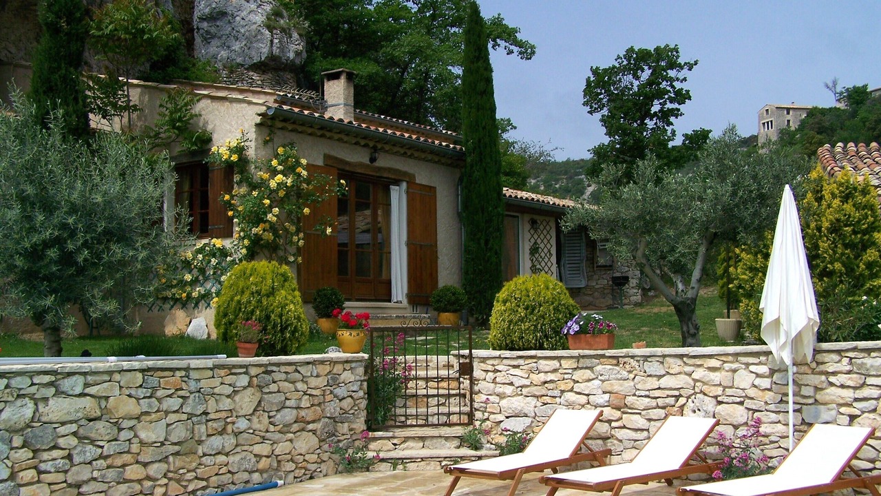 Photo of Outdoor in Simiane-la-Rotonde