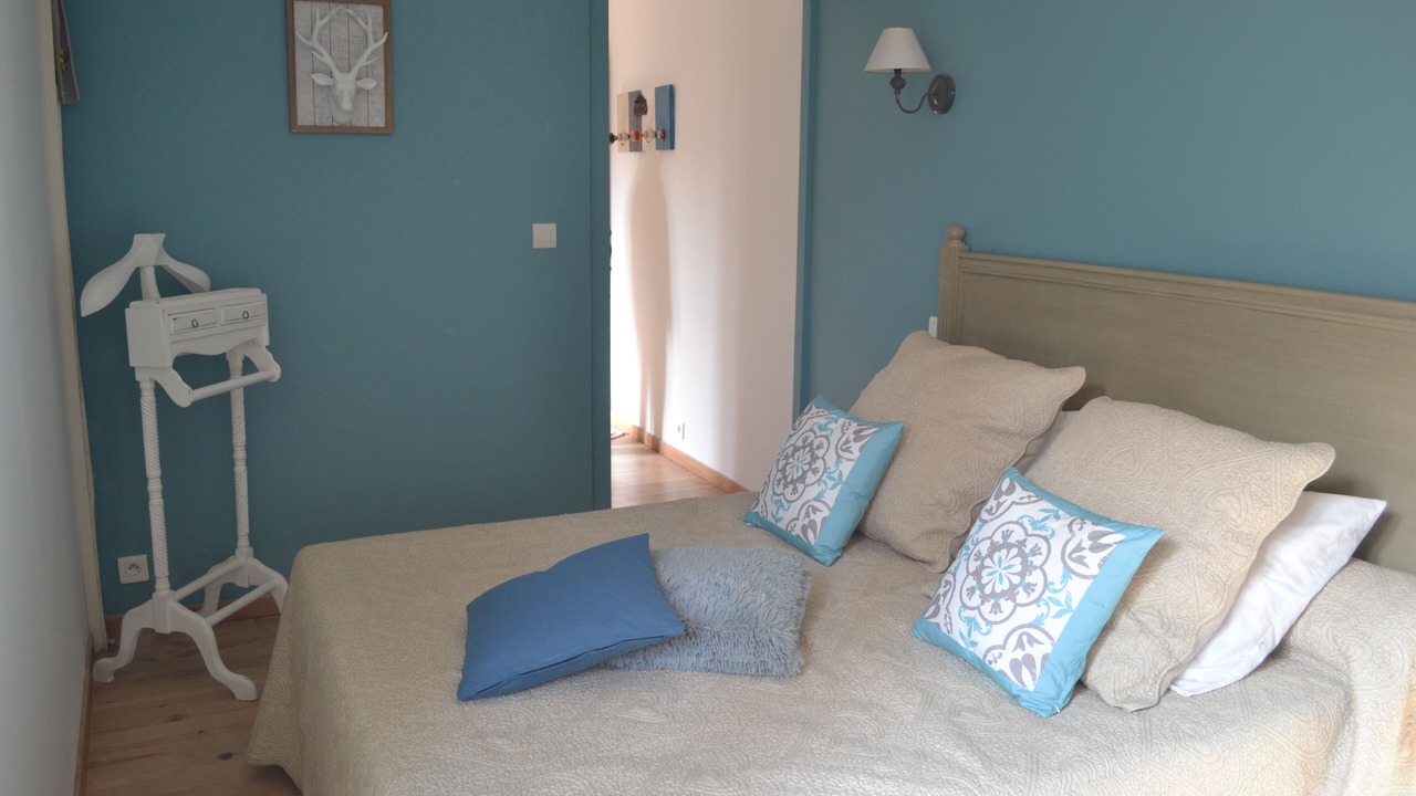 Photo of Bedroom in Maussane