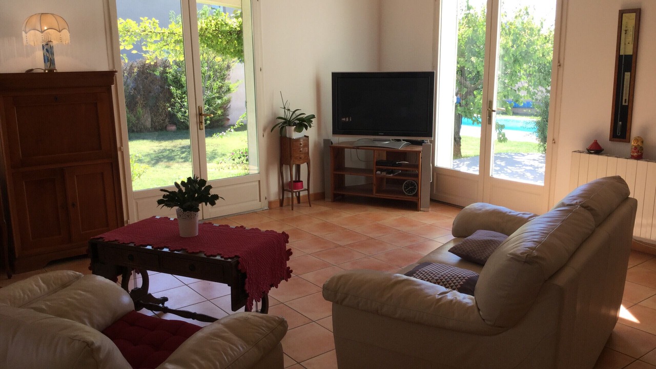 Photo of Livingroom in Mouries