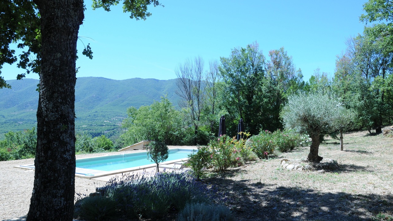Photo of Outdoor in Saint-Martin-de-Castillon