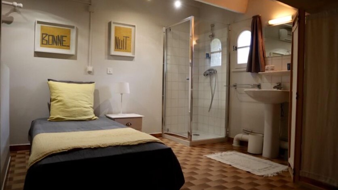 Photo of Bathroom in Crillon-le-Brave