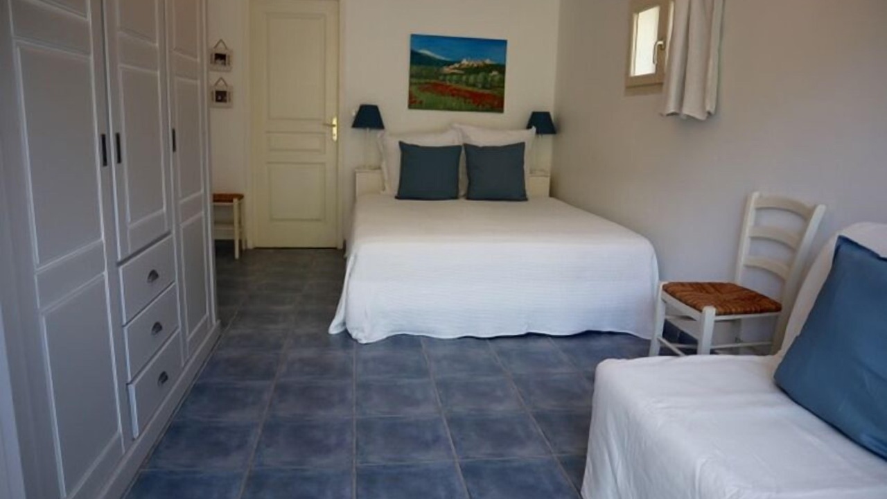 Photo of Bedroom in Crillon-le-Brave