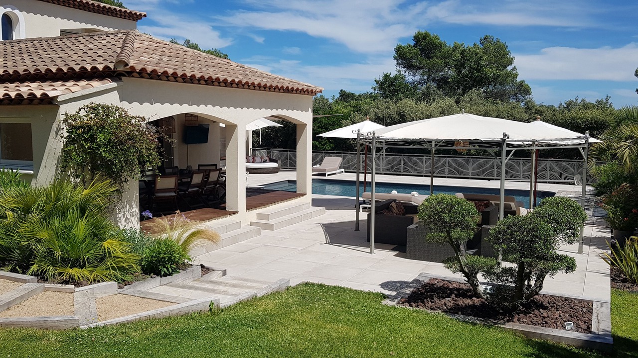 Photo of Outdoor in Saint-Maximin-la-Sainte-Baume