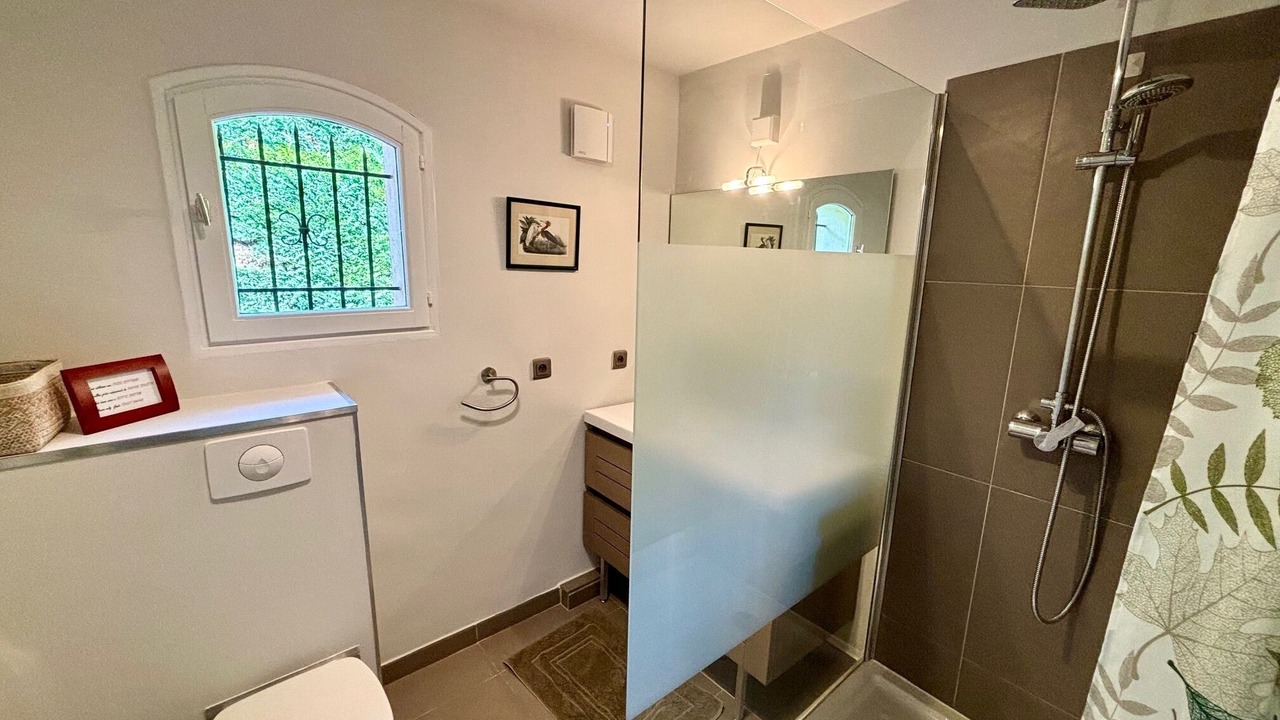 Photo of Bathroom in Aix-en-Provence