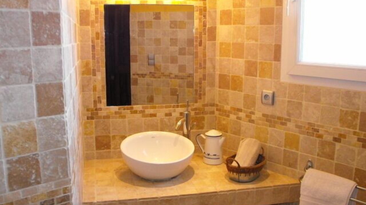Photo of Bathroom in Mondragon