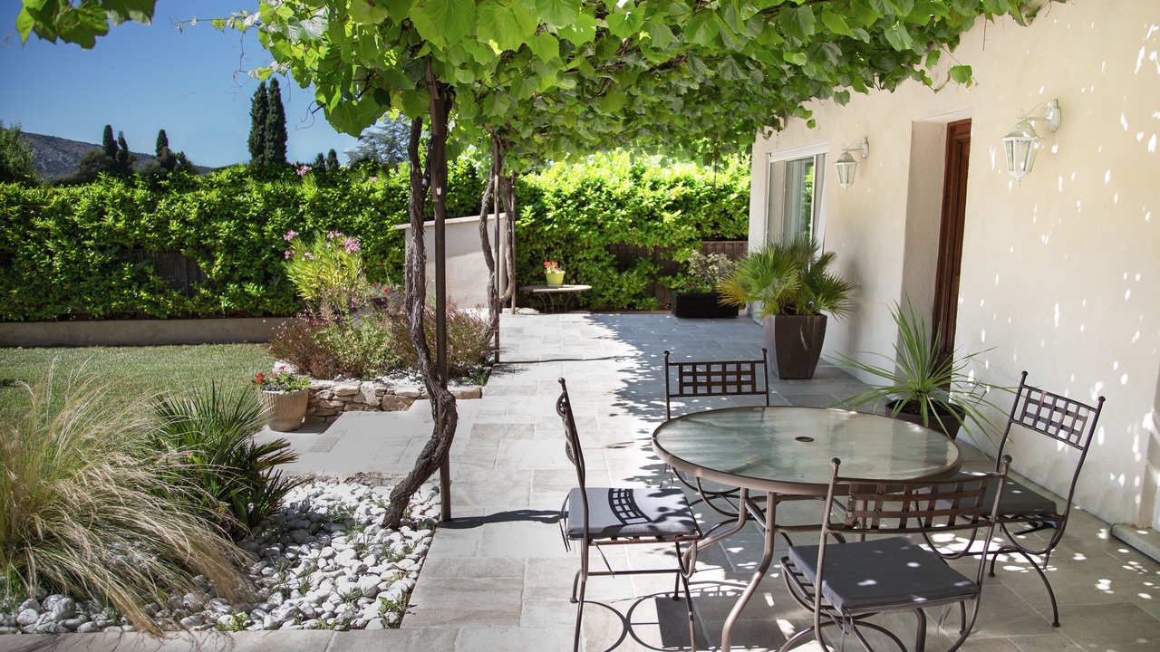 Photo of Outdoor in Malaucene