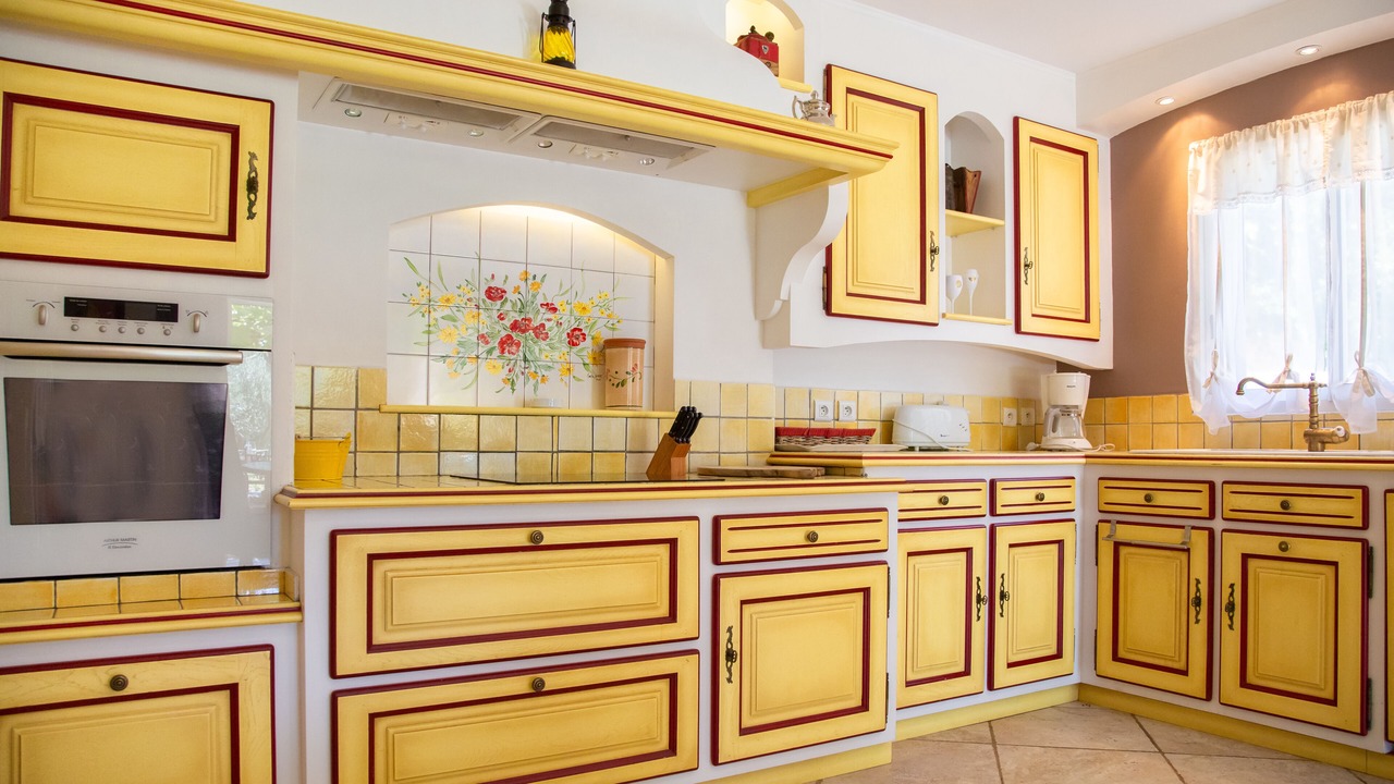 Photo of Kitchen in Malaucene