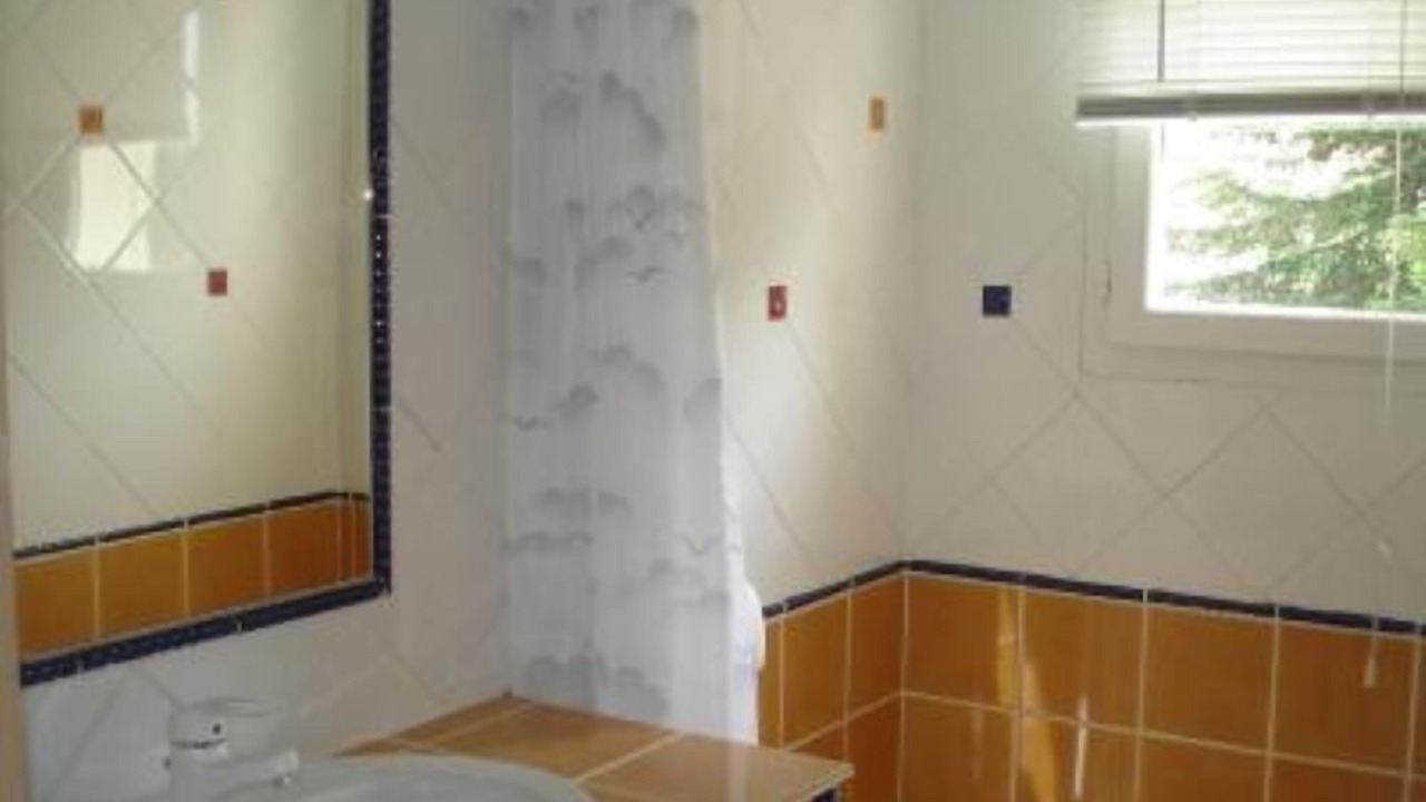 Photo of Bathroom in Malaucene