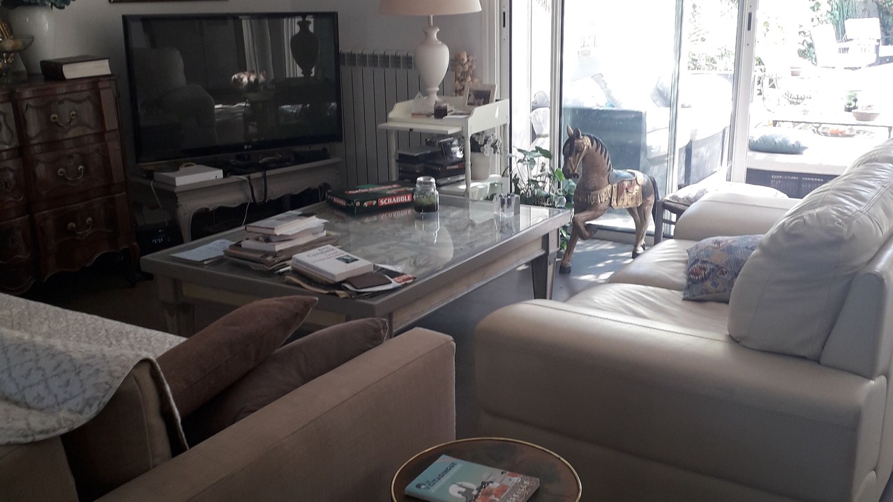 Photo of Livingroom in Mazargues