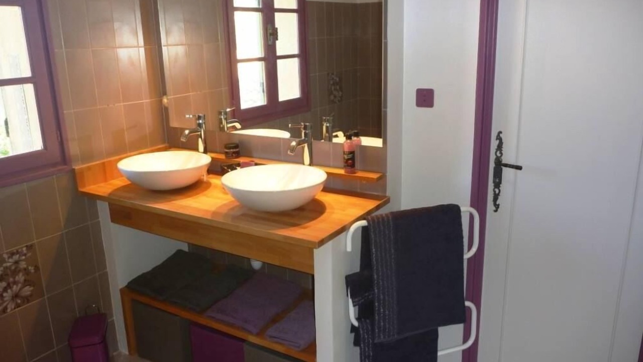 Photo of Bathroom in Mormoiron