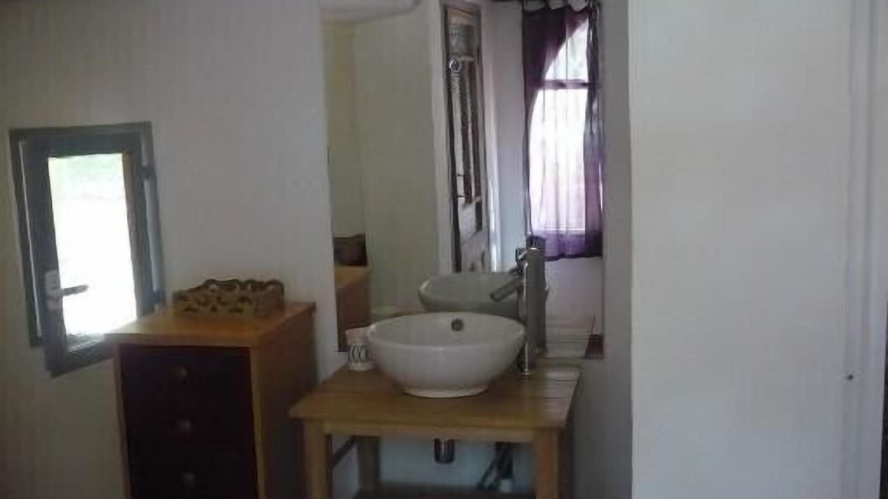 Photo of Bathroom in Laudun