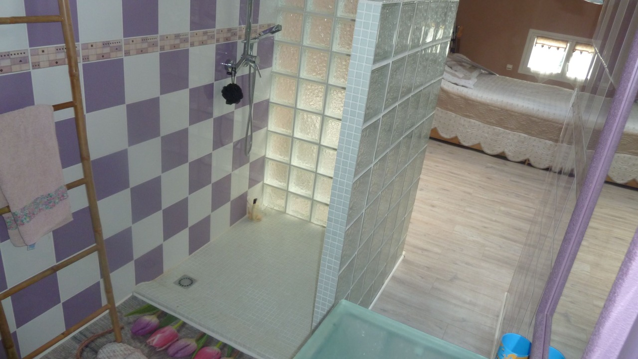 Photo of Bathroom in Laudun