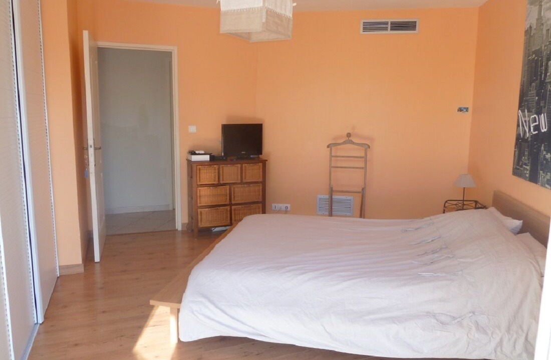 Photo of Bedroom in Laudun