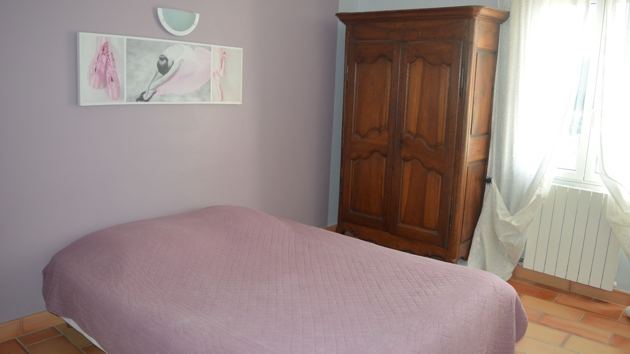 Photo of Bedroom in Chateaurenard