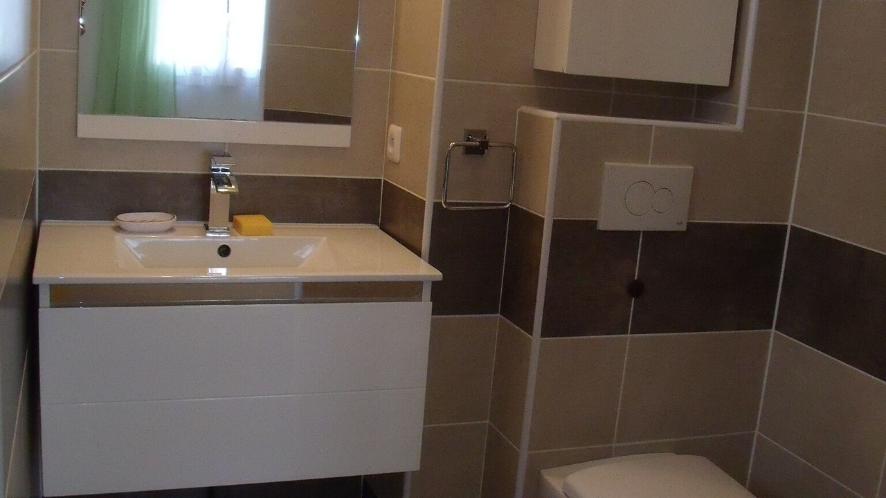 Photo of Bathroom in Regusse
