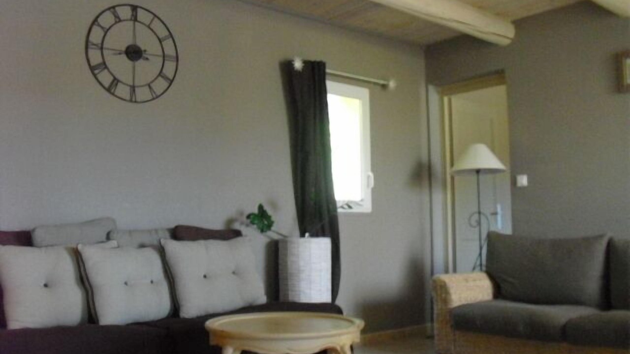 Photo of Livingroom in Faucon