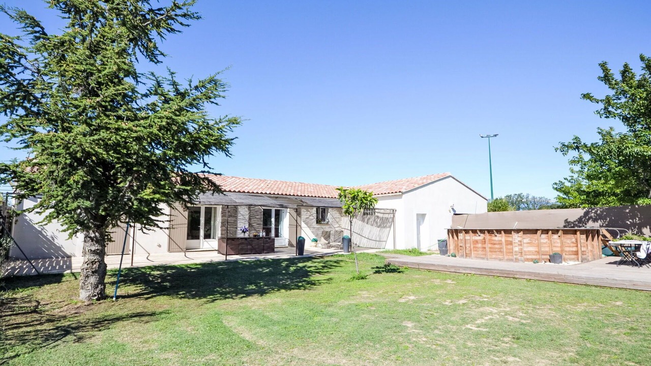 Photo of Others in Pernes-les-Fontaines