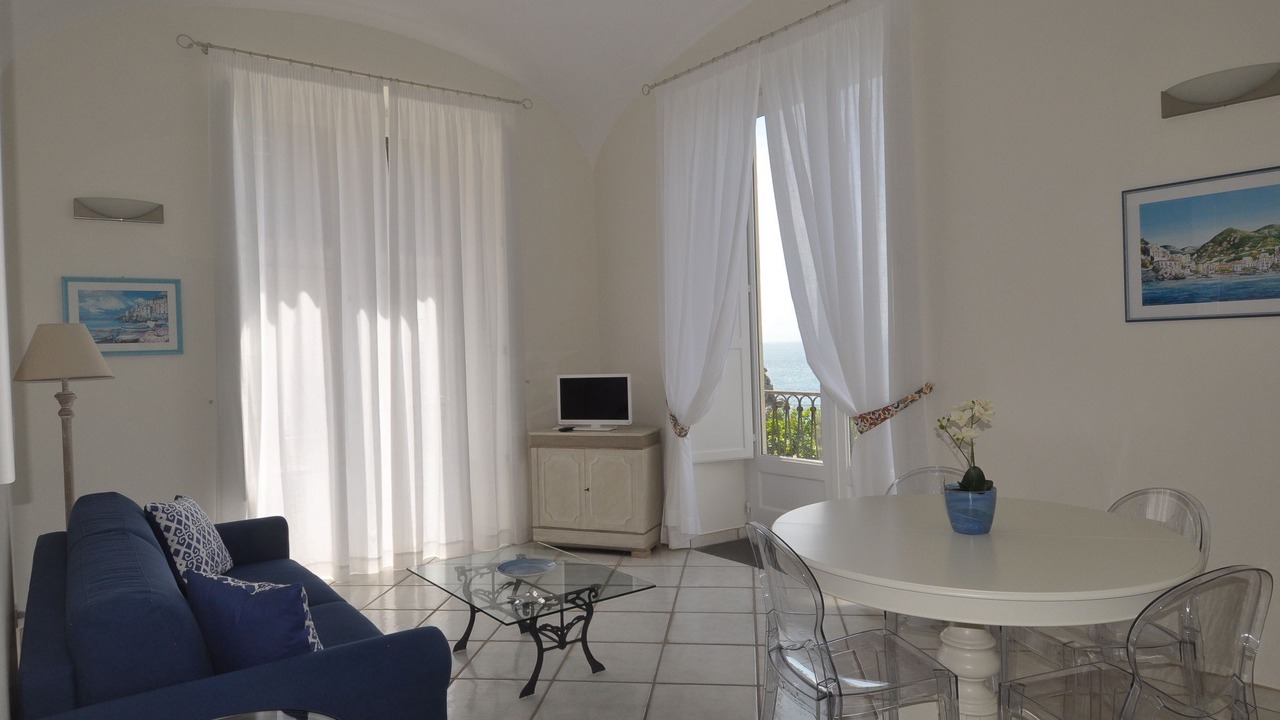 Photo of Livingroom in Minori