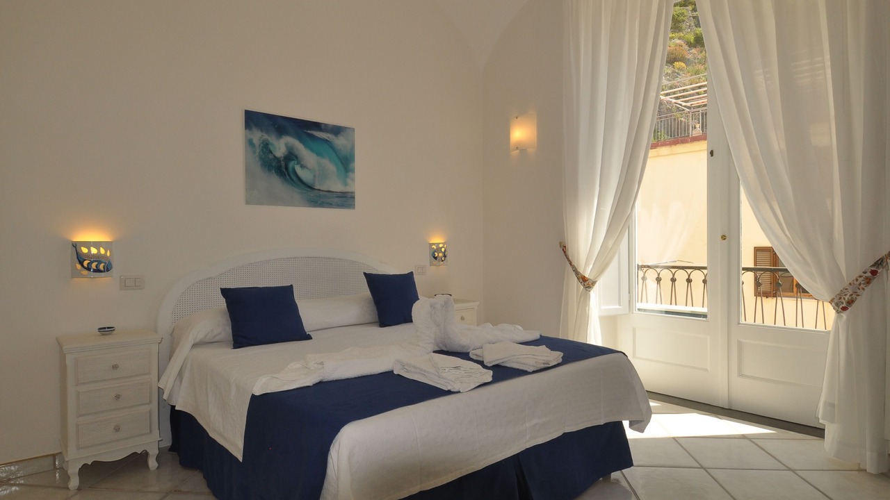 Photo of Bedroom in Minori