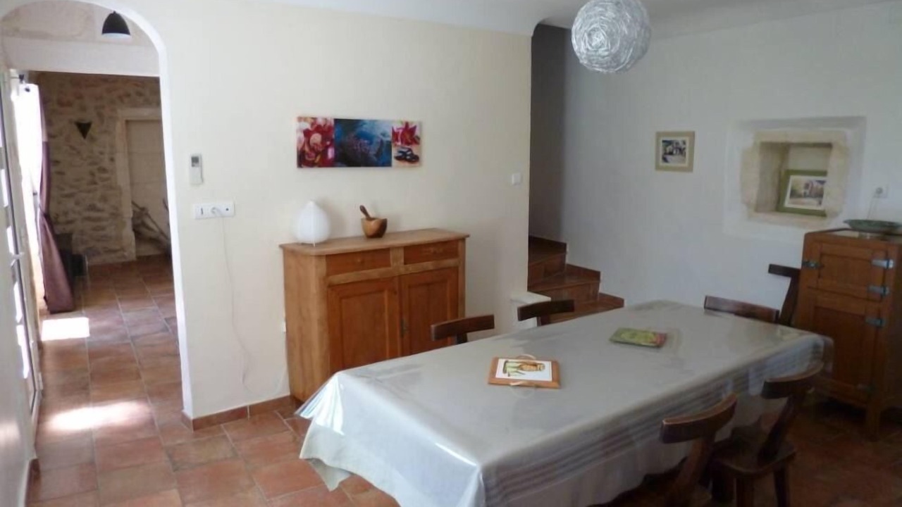 Photo of Livingroom in Mouries