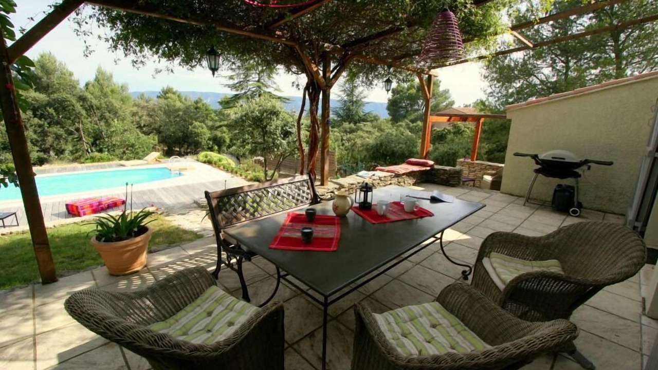 Photo of Outdoor in Cabrieres-d'Avignon