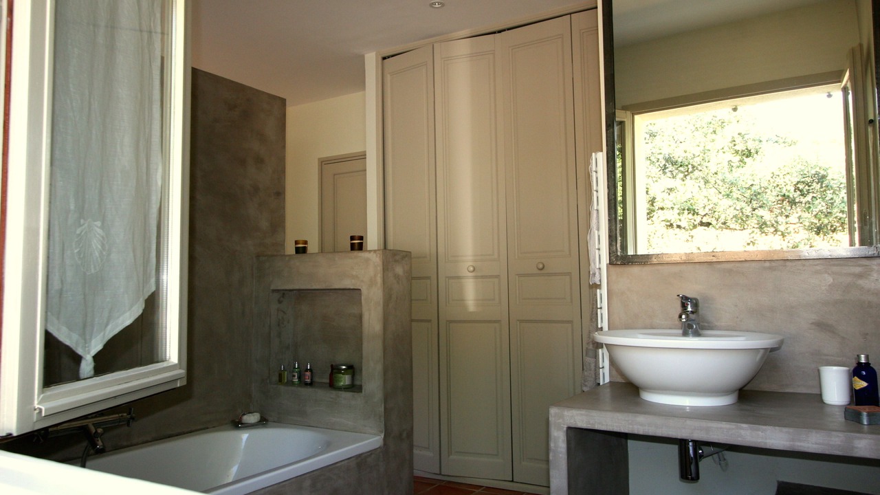 Photo of Bathroom in Cabrieres-d'Avignon