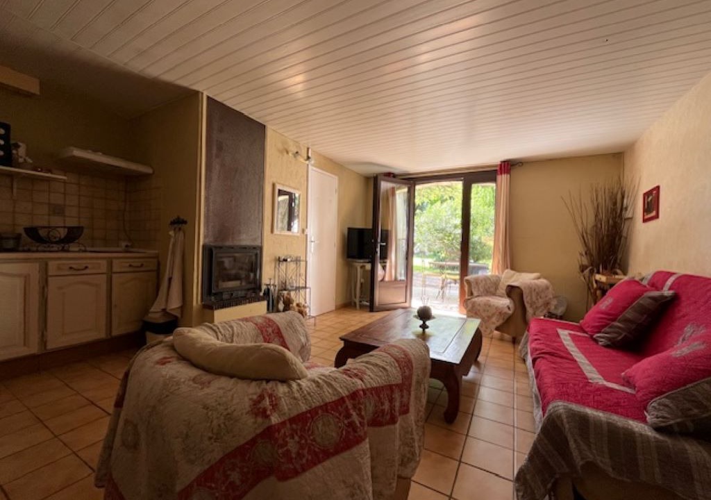 Photo of Livingroom in Velleron