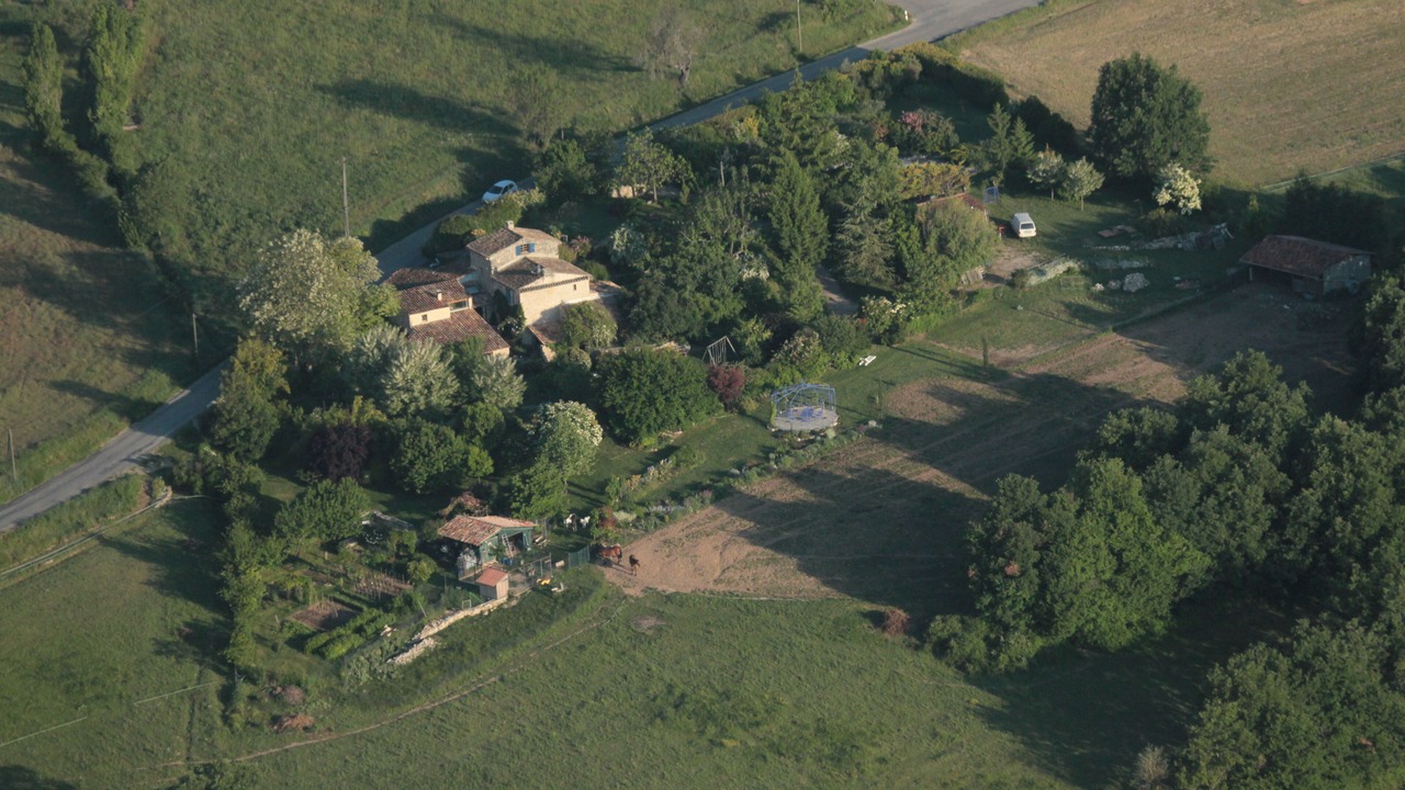 Photo of Outdoor in Saint-Michel-l'Observatoire