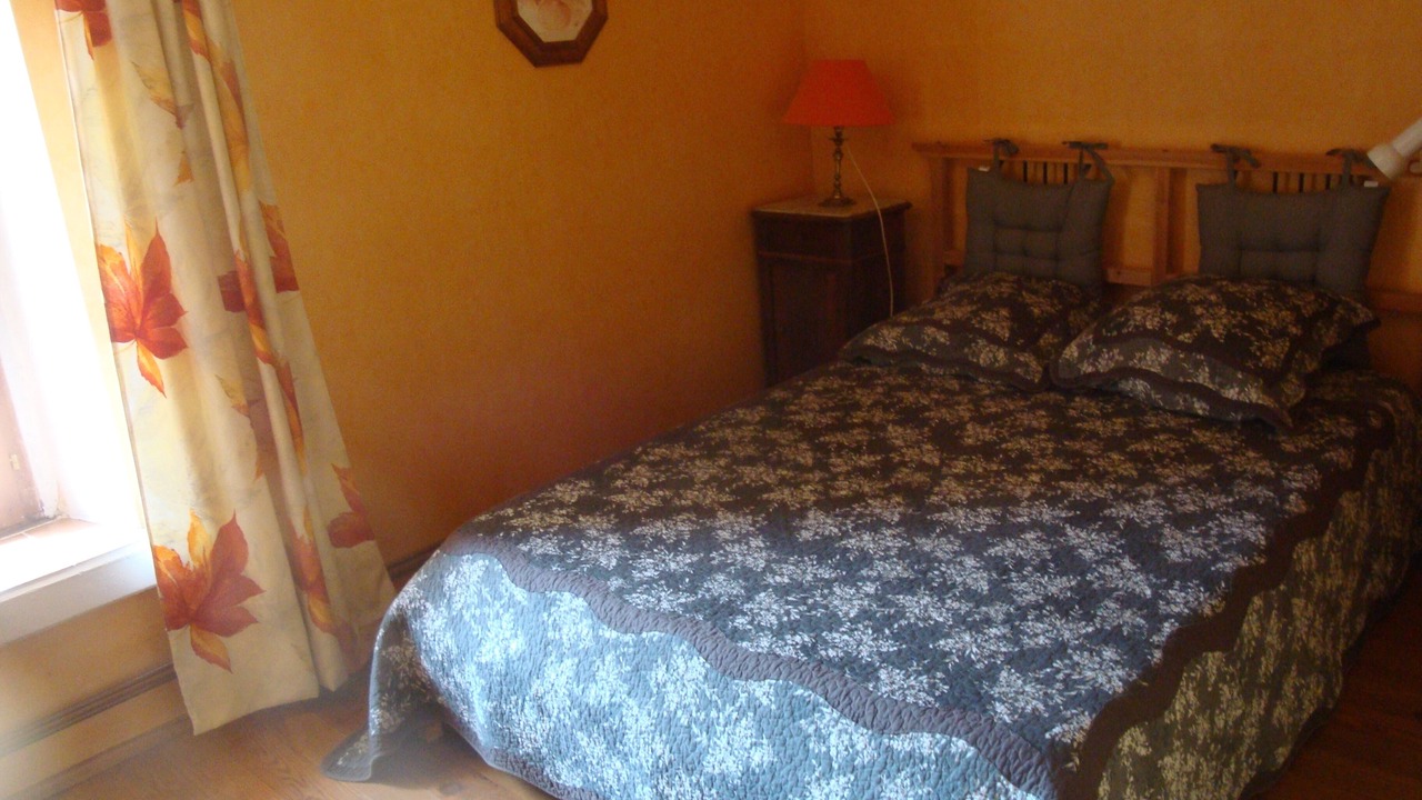 Photo of Bedroom in Saint-Michel-l'Observatoire