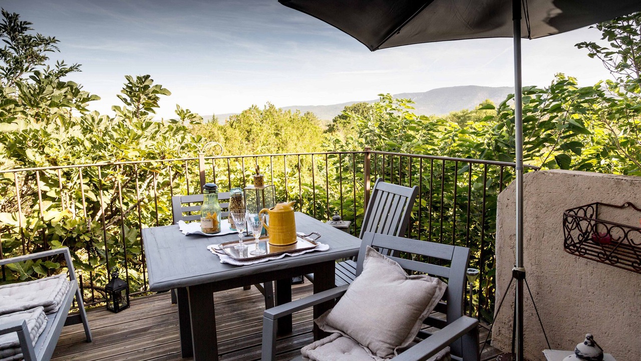Photo of Outdoor in Lagnes