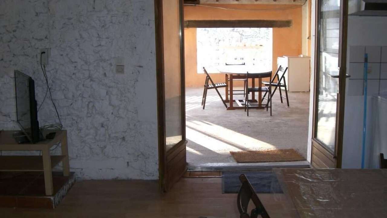 Photo of Others in Noves
