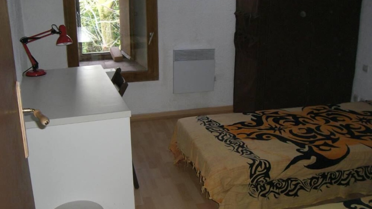 Photo of Bedroom in Noves