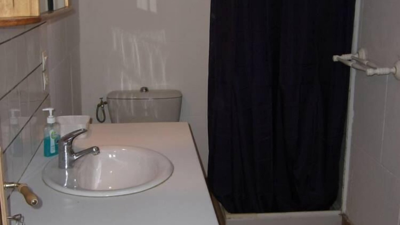 Photo of Bathroom in Noves