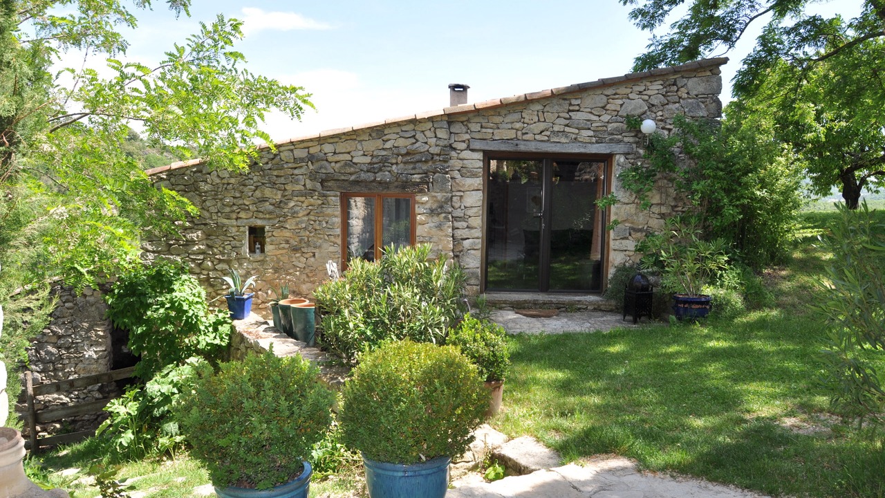 Photo of Outdoor in Saint-Michel-l'Observatoire
