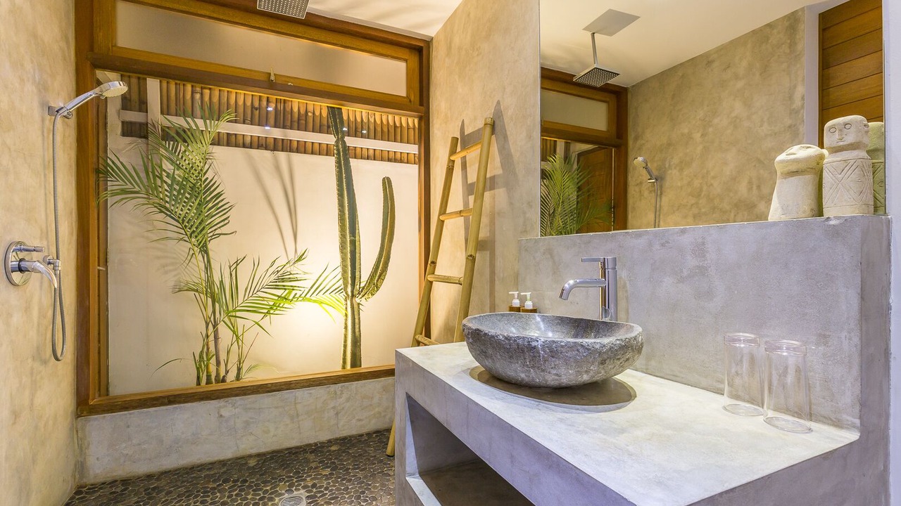 Photo of Bathroom in Petitenget