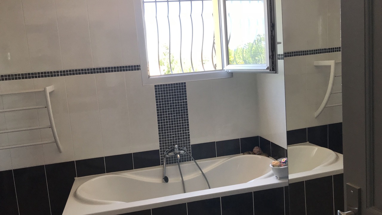 Photo of Bathroom in Alleins