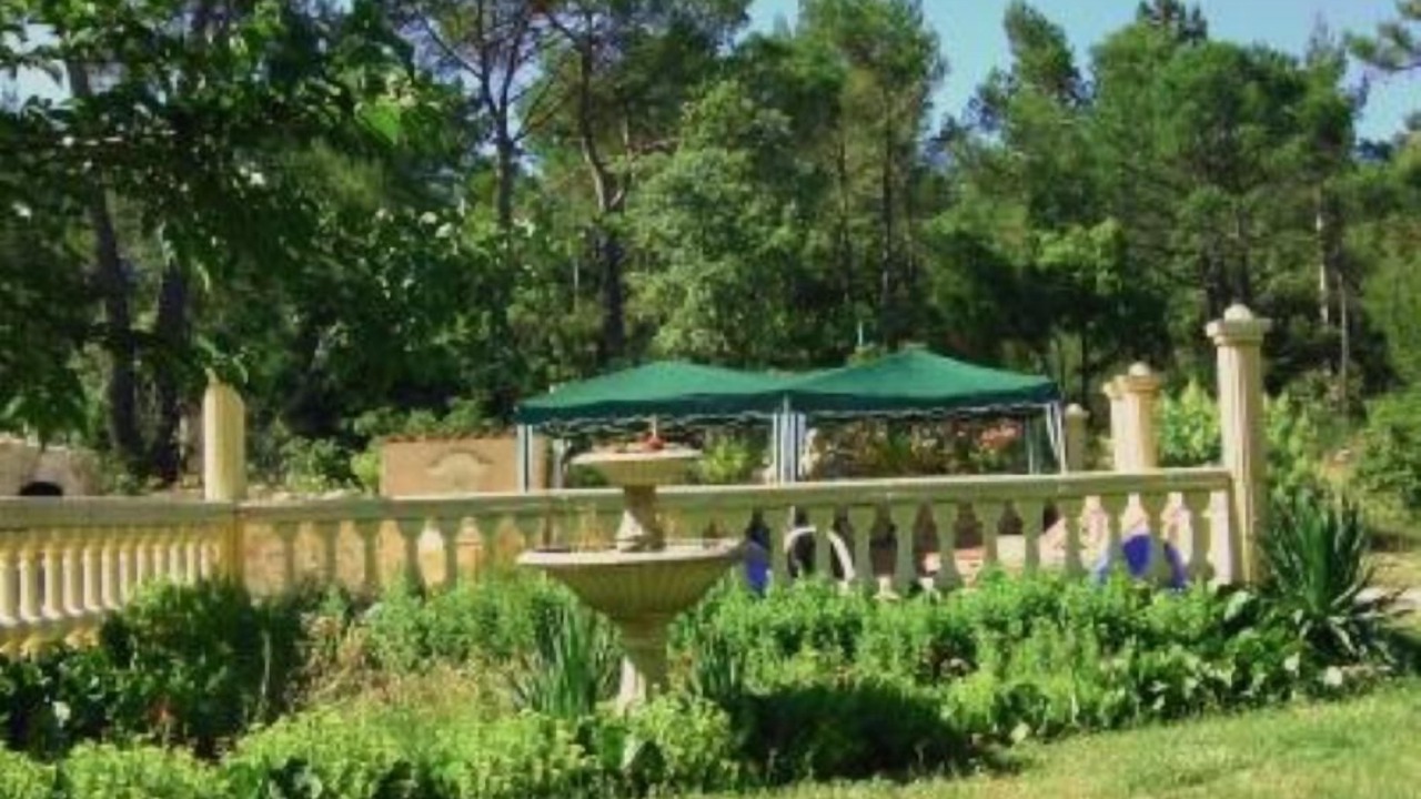 Photo of Outdoor in Tourves